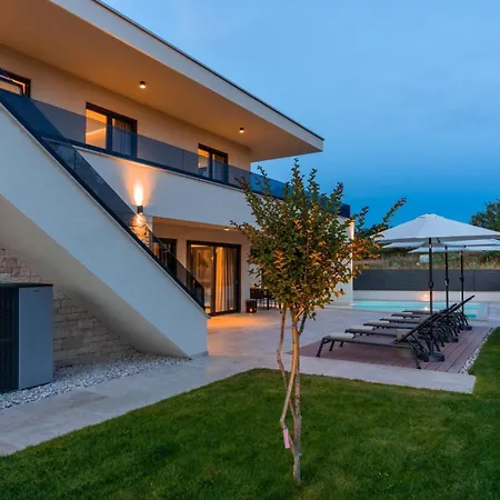 Villa Perla